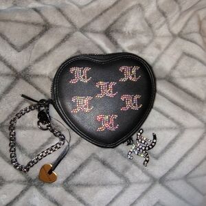 NWOT Juicy Couture Heart-Shaped Black Wristlet with Rhinestone Design